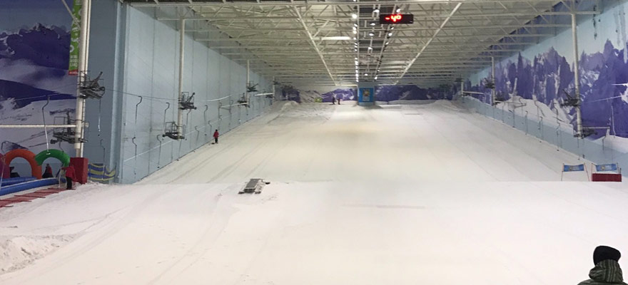 chill factore indoor ski slope